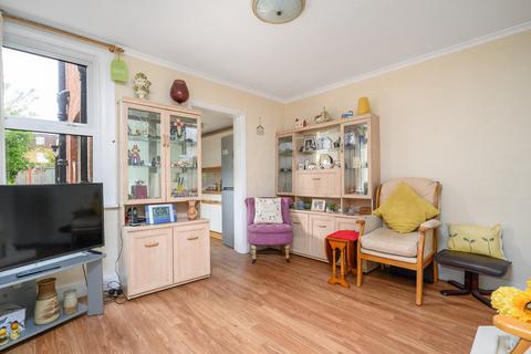 2 bedroom semi-detached house for sale, Dudley Road, Walton-on-Thames, KT12