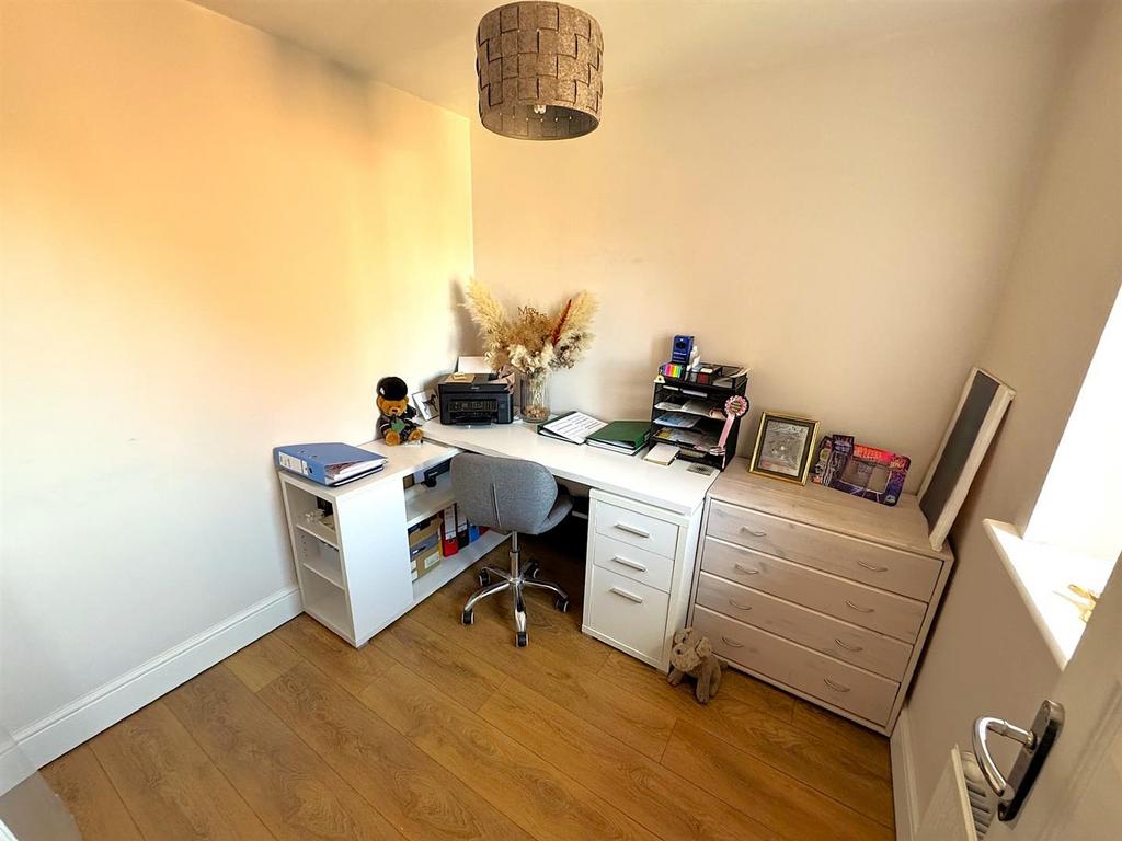 Thumbnail image1 (8).jpg