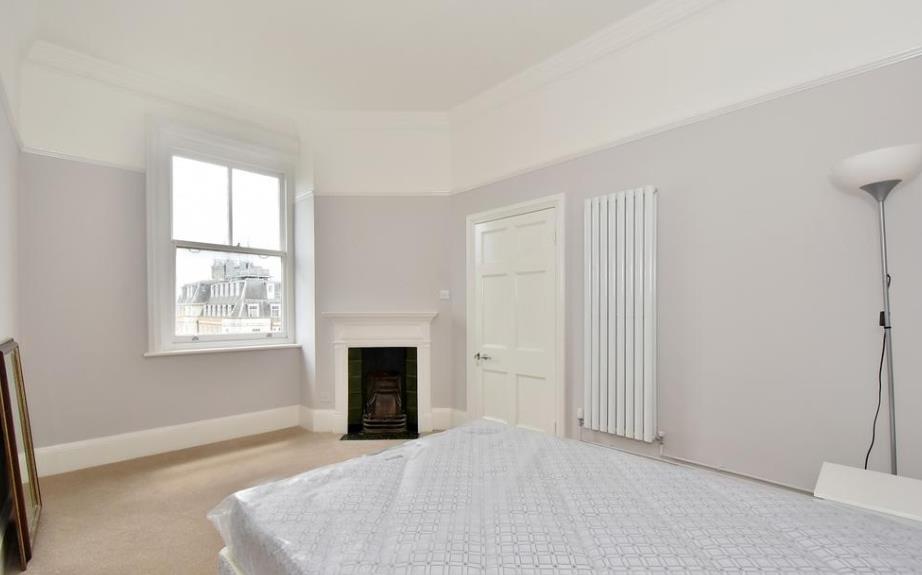 44a hanover gate 4 10.04.png