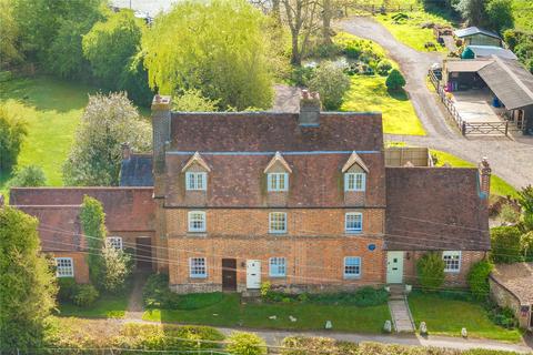 3 bedroom equestrian property for sale, Hawridge Lane, Bellingdon, Chesham, Buckinghamshire, HP5