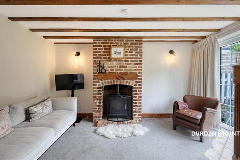 2 bedroom cottage for sale, North End, Buckhurst Hill, IG9