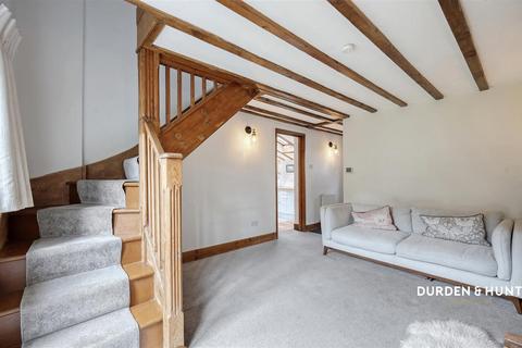 2 bedroom cottage for sale, North End, Buckhurst Hill, IG9