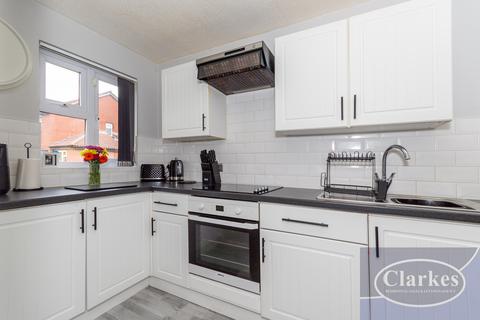19 Chickerell Close, Bournemouth, BH9 3QX