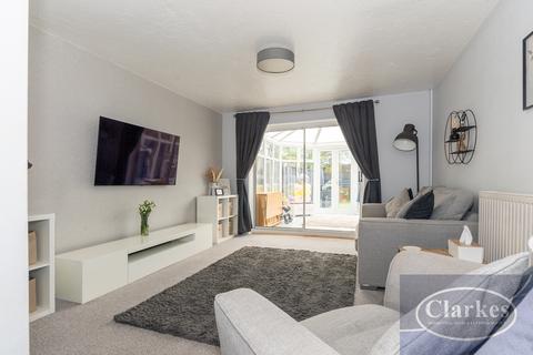 19 Chickerell Close, Bournemouth, BH9 3QX