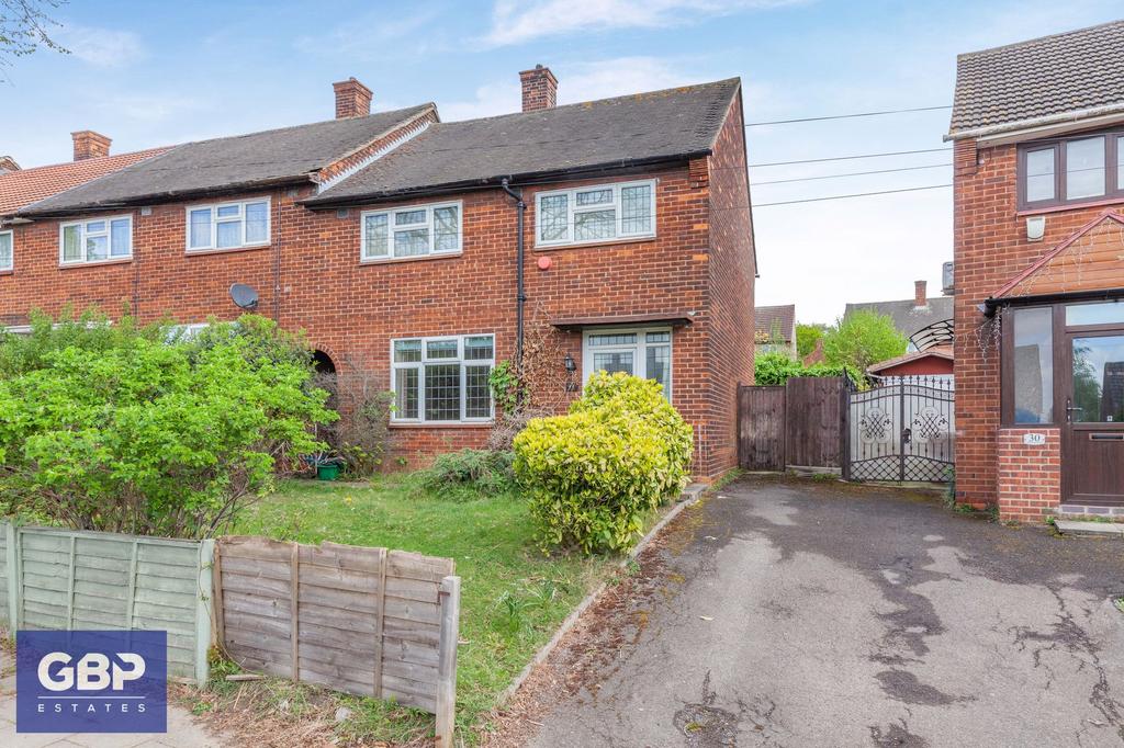 Whitchurch Road, Romford, RM3 3 bed end of terrace house for sale - £ ...