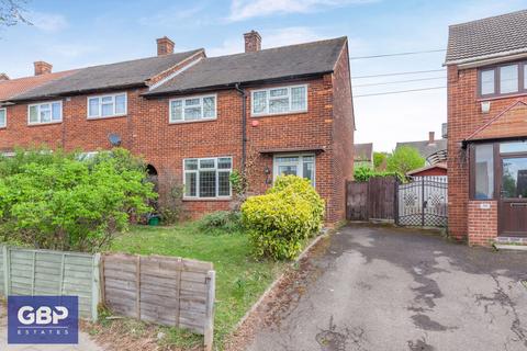32 Whitchurch Road, Romford, RM3 9EH