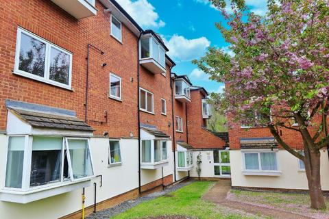 1 bedroom apartment for sale, Harkness Close, Harold Hill, RM3
