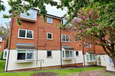 19 Harkness Close, Romford, RM3 9NX