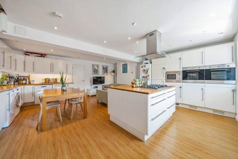 4 bedroom terraced house for sale, Littlehay Road, East Oxford