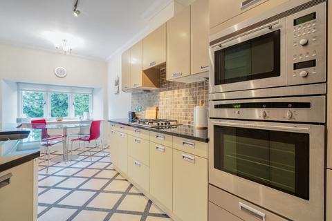 undefined, 7 Hampsfield House, Windermere Road, Grange over Sands, Cumbria, LA11 6JX