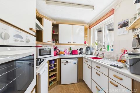 undefined, Lowen Court, Truro