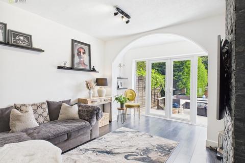 4 bedroom semi-detached house for sale, Eachelhurst Road, Sutton Coldfield B76