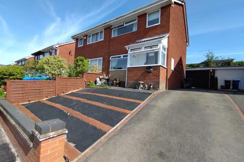 3 bedroom semi-detached house for sale, Peckforton View, Kidsgrove, Stoke-on-Trent