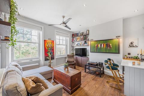 1 bedroom in a house share to rent, Chatsworth Road,  London, NW2
