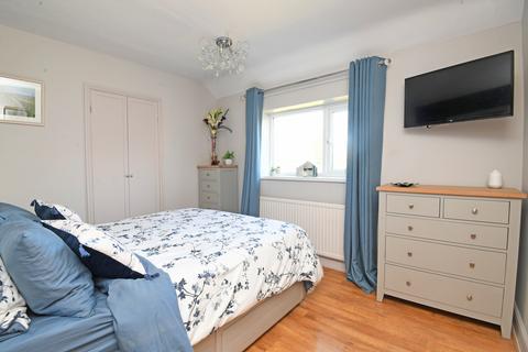 12 Broomfield, Birstwith, Harrogate, HG3 3AF