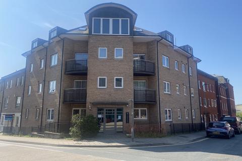 2 bedroom ground floor flat to rent, Augusta Court, Market Street