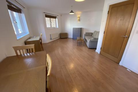 2 bedroom ground floor flat to rent, Augusta Court, Market Street