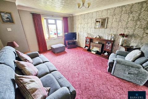 2 bedroom detached house for sale, Moat Hill Farm Drive, Birstall, Batley
