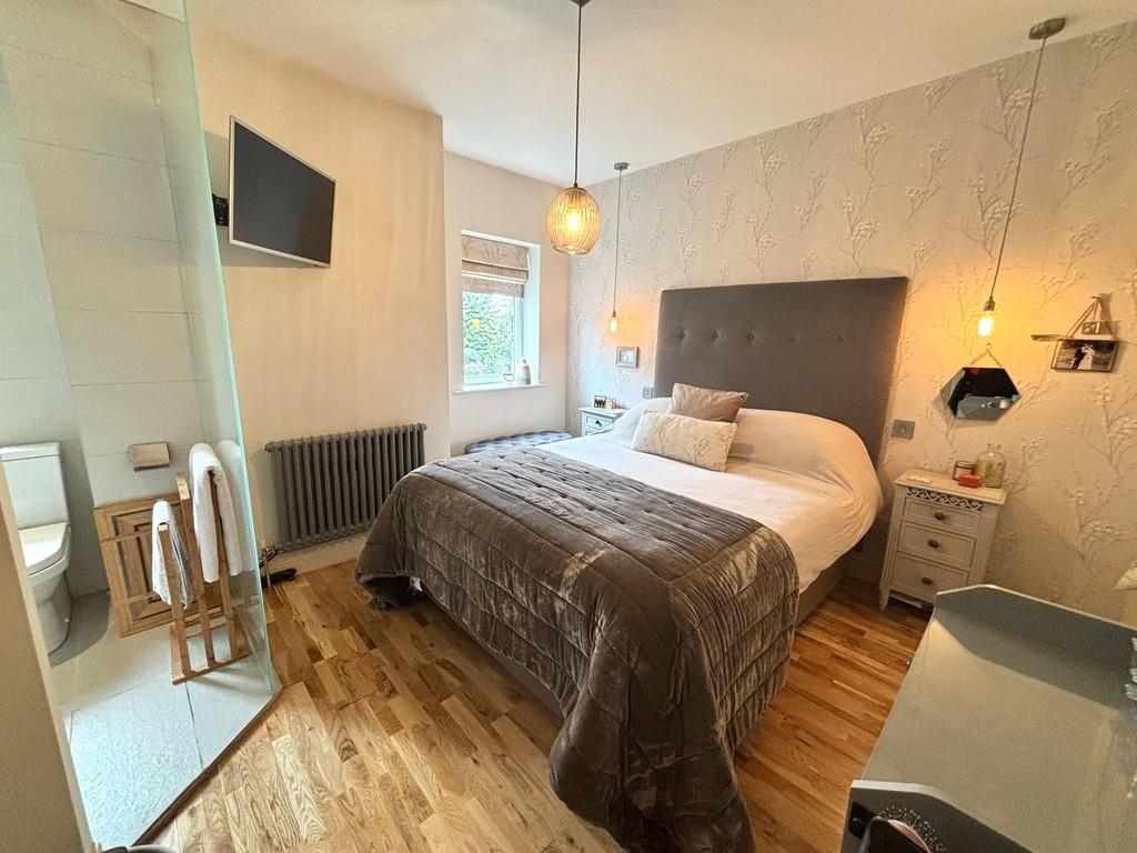 Master bedroom 1