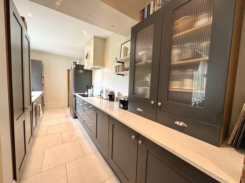 Kitchen 3