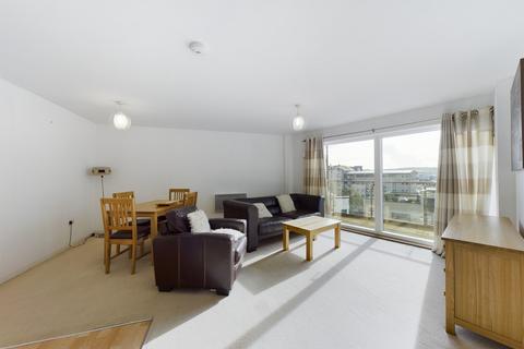 2 bedroom apartment to rent, Armstrong House, City Centre PL4