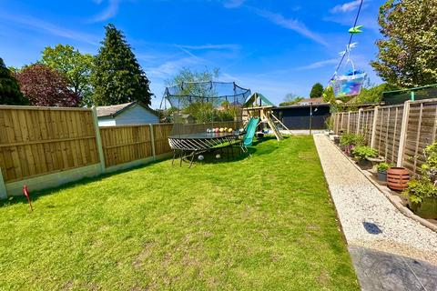 6 Buckhurst Road, Frimley Green, Camberley, GU16 6LH