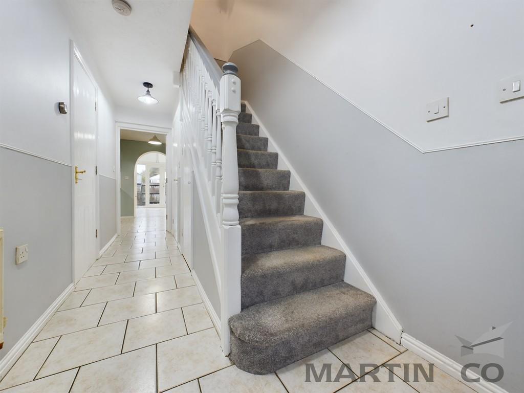 Hallway/Entrance