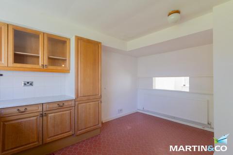 3 bedroom terraced house to rent, Christchurch Close, Edgbaston, B15