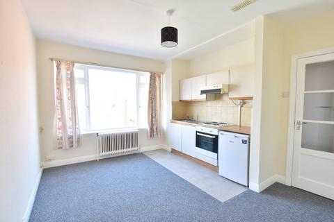 1 bedroom flat to rent, Lancaster Court, Kingsway, Hove