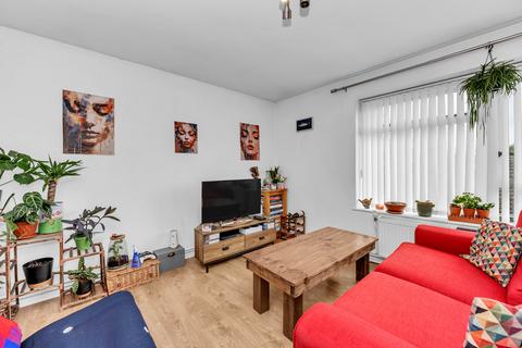 1 bedroom apartment for sale, Field Court, Stanton, Bury St. Edmunds