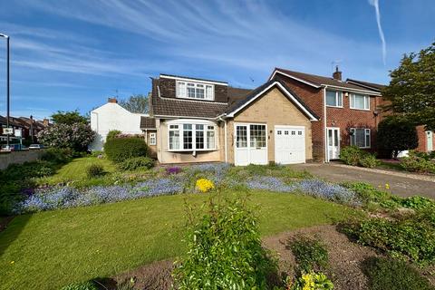 3 bedroom detached house for sale, Friesland Drive, Nottingham NG10