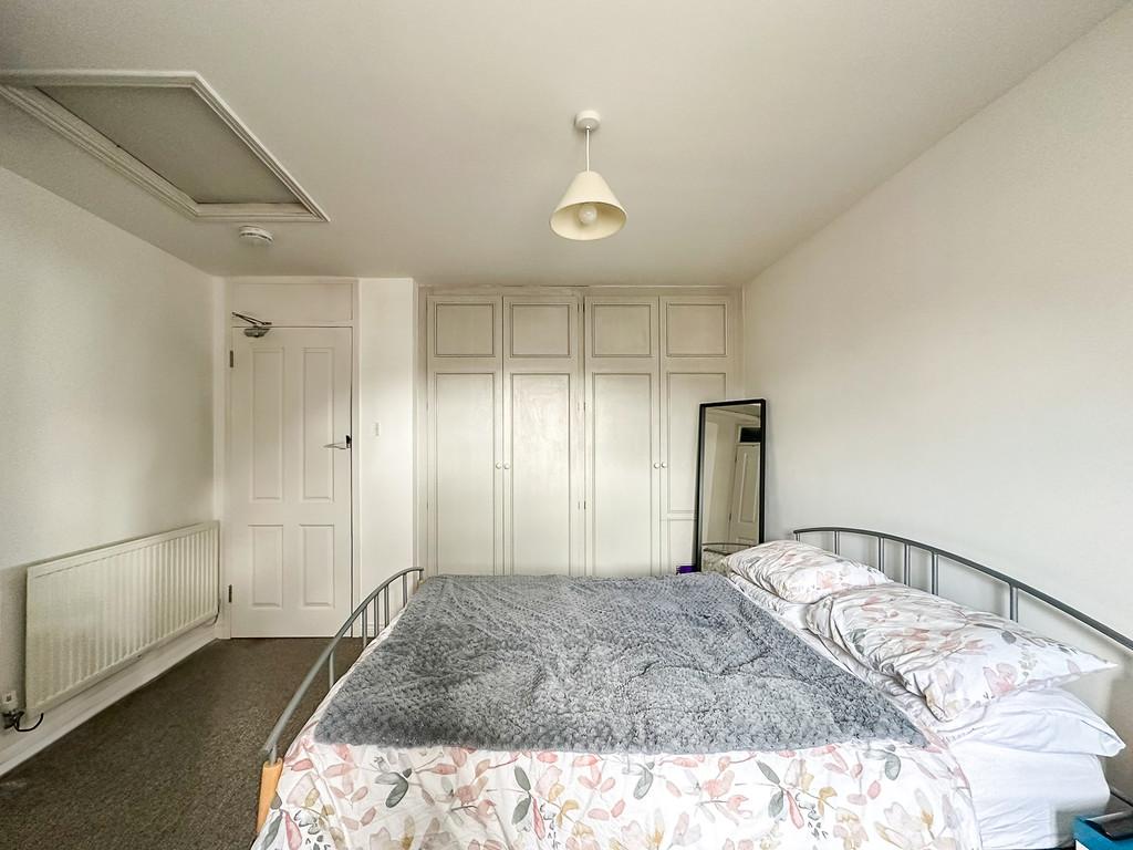 Room 5 (1)