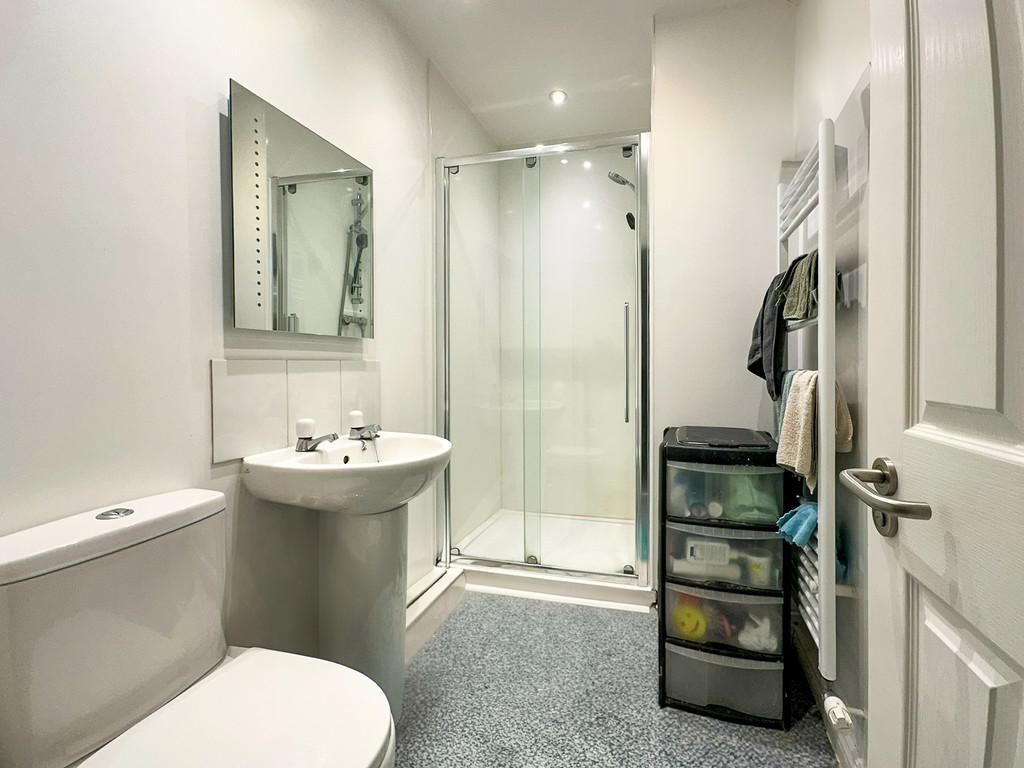 1st Floor Communal Shower