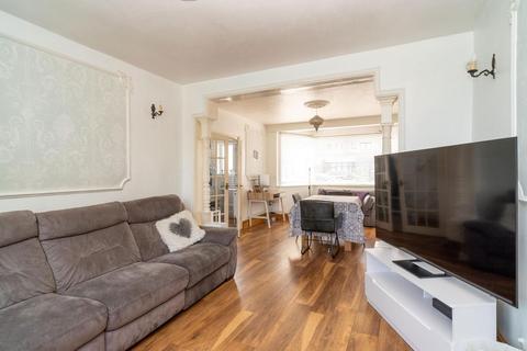 3 bedroom semi-detached house for sale, Deynecourt Gardens, London E11