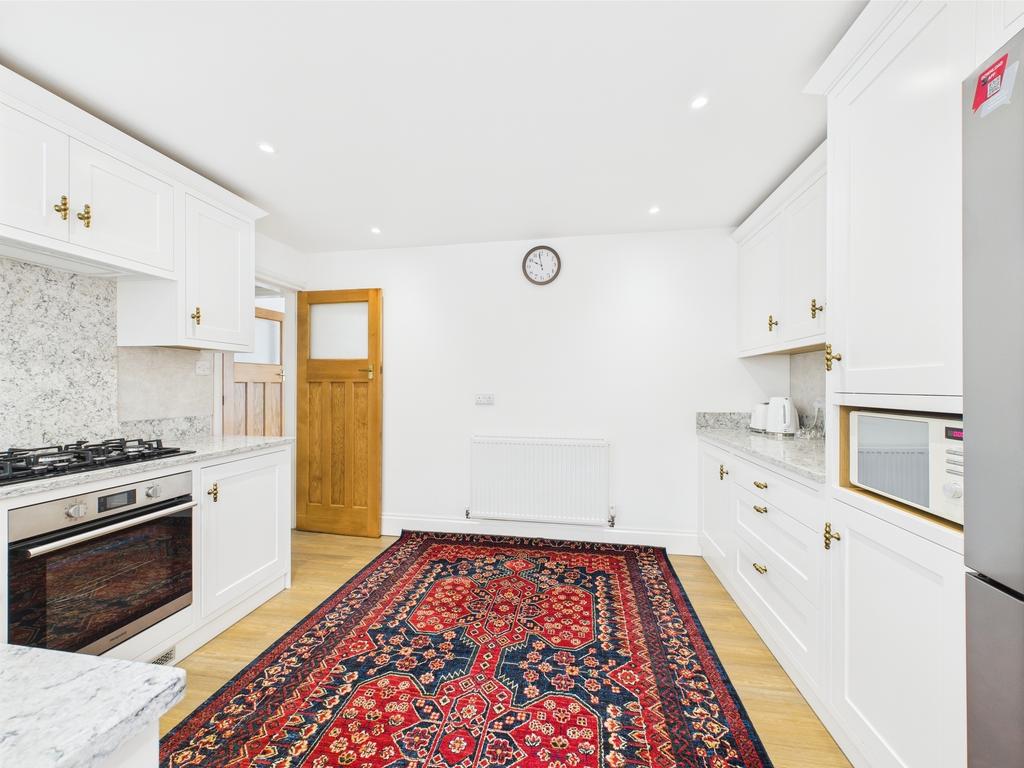 Breakfast/kitchen
