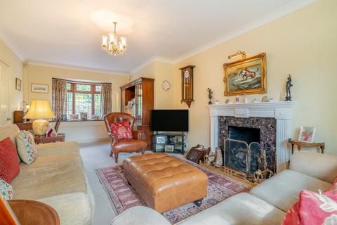 4 bedroom detached house for sale, Chepstow Road, Langstone. Newport