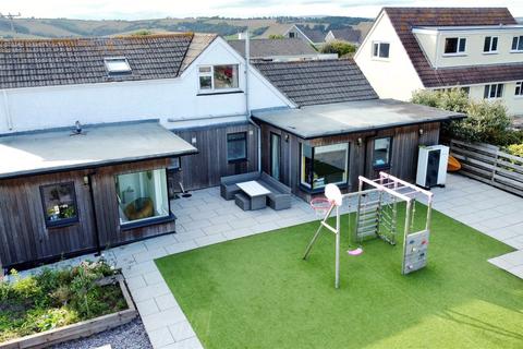 18 Cross Park, Crafthole, Torpoint, PL11 3BH