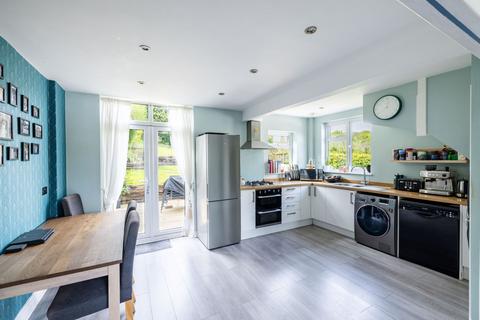 35 Newstead Rise, Caterham, CR3 6RS