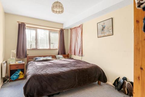 1 bedroom retirement property for sale, Fordwych Road, London