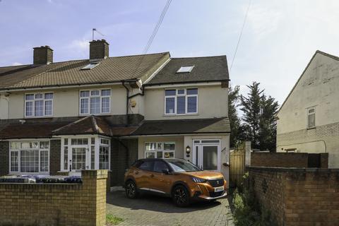 2 bedroom end of terrace house for sale, Shadwell Drive, Northolt, Greater London