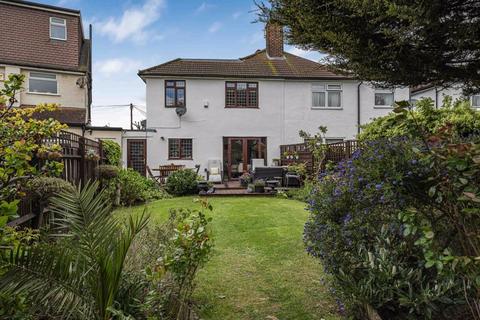 2 Brendon Road, London, SE9 3RP