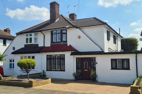 2 Brendon Road, London, SE9 3RP