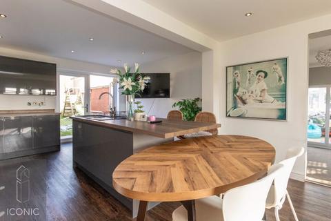 4 bedroom detached house for sale, Paddock Close, Belton, Great Yarmouth