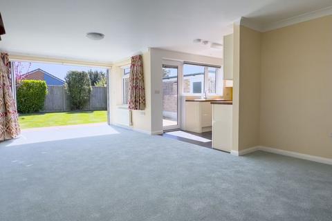 2 bedroom detached bungalow for sale, Andrew Avenue, Felpham