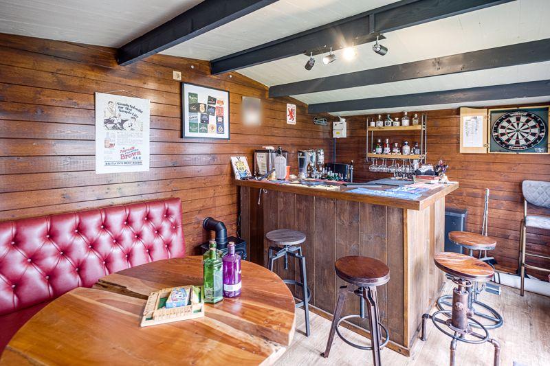 Garden Bar