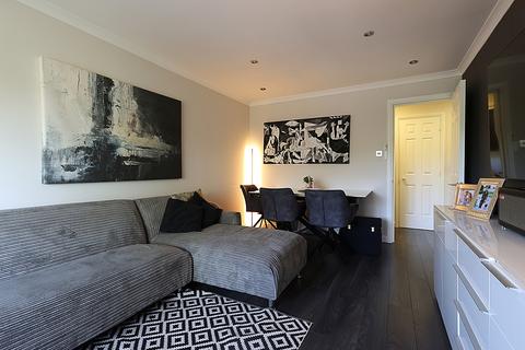 2 bedroom flat for sale, Lake View Railway Terrace, Kings Langley WD4