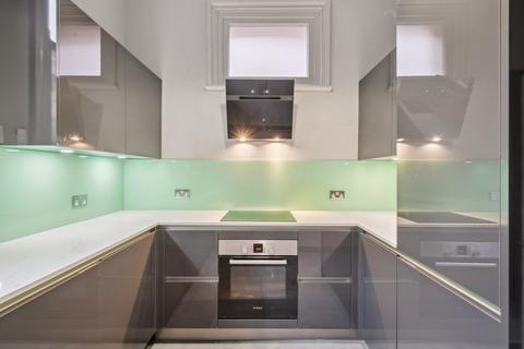 1 bedroom flat for sale, Roland Gardens, South Kensington, London