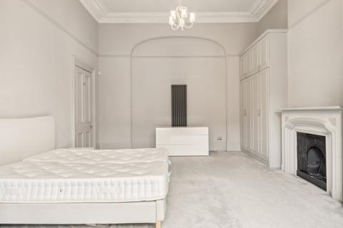 1 bedroom flat for sale, Roland Gardens, South Kensington, London