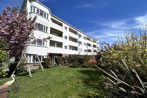 2 bedroom apartment for sale, Abbey Road, Rhos on Sea