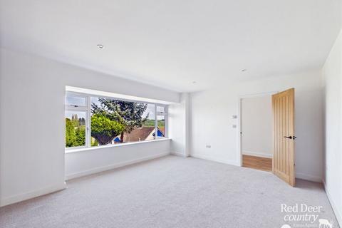 10 Quantock Grove, Williton, Taunton, TA4 4PD